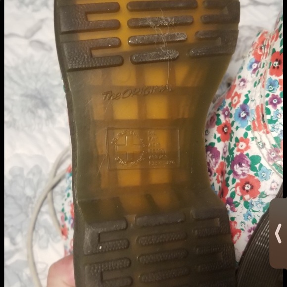 Dr. Martens boots - Picture 7 of 7